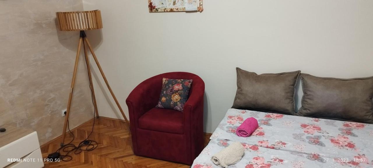 Apartman Lena Aranđelovac Extérieur photo